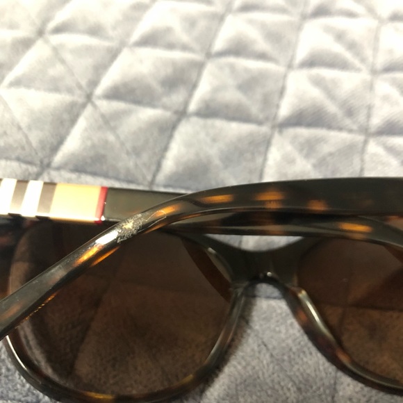 Burberry gradient 58mm sunglasses in G/VGUC - Picture 9 of 10